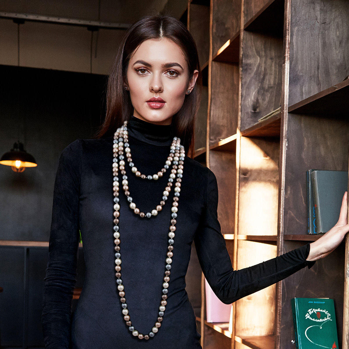 Coco Chanel Ultra Rare Exquisite Design Glass Pearl Pristine Mint Necklace!!!