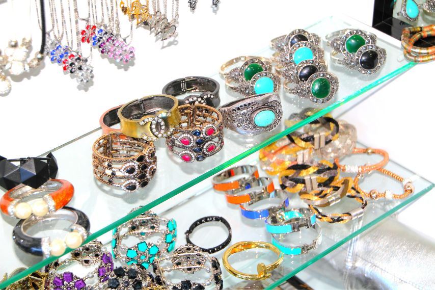 wholesale fashion jewelry supplier