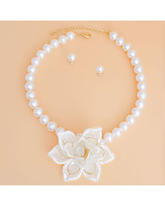 Pearl Necklace Cream Flower Pendant Set for Women