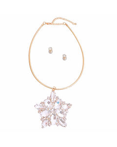 Gold Oval Crystal Pendant Necklace