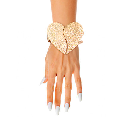 Gold Scratched Heart Chunky Cuff-thumnail