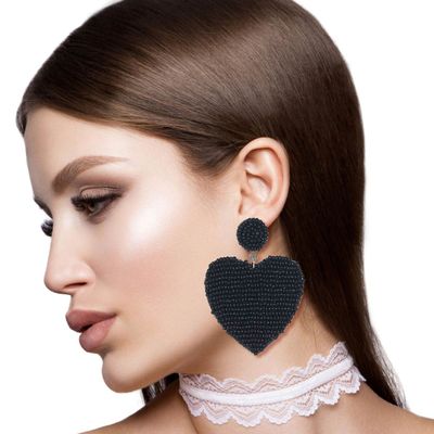Black Seed Bead Heart Earrings-thumnail