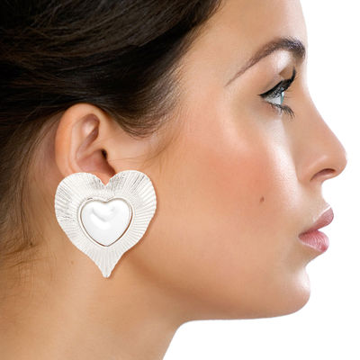 Silver Ribbed Heart Pearl Clip Ons-thumnail
