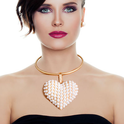 Gold Collar XL Cream Heart Set