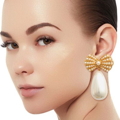 Gold Bow Cream Pearl Teardrop Earrings-thumnail