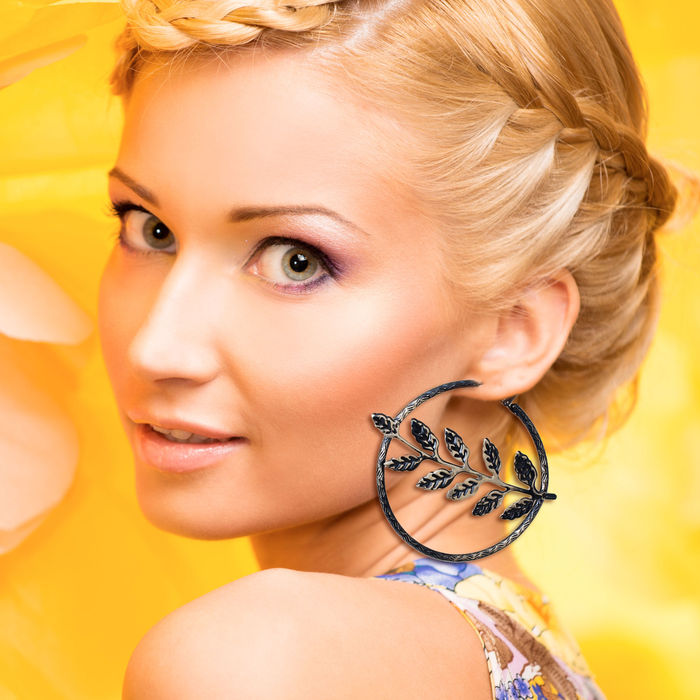 Wholesale earrings shop by the dozen