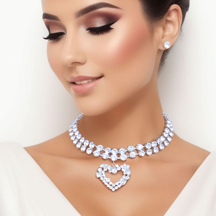 Metal heart choker shop