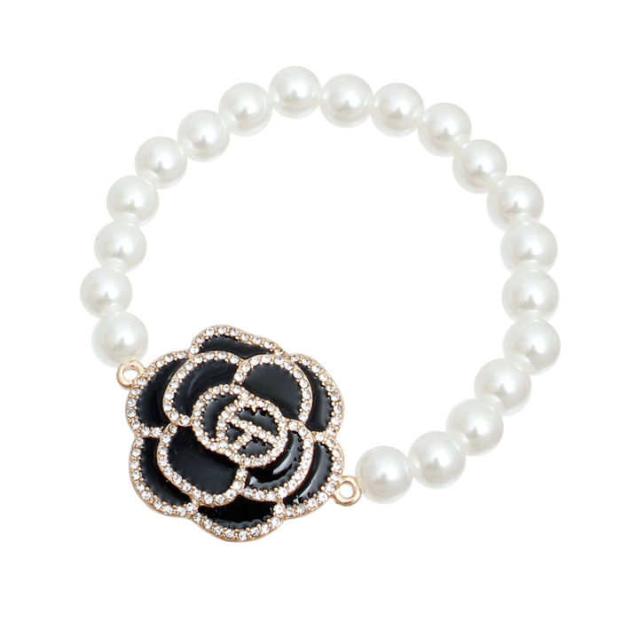 Designer pearl bracelet shop